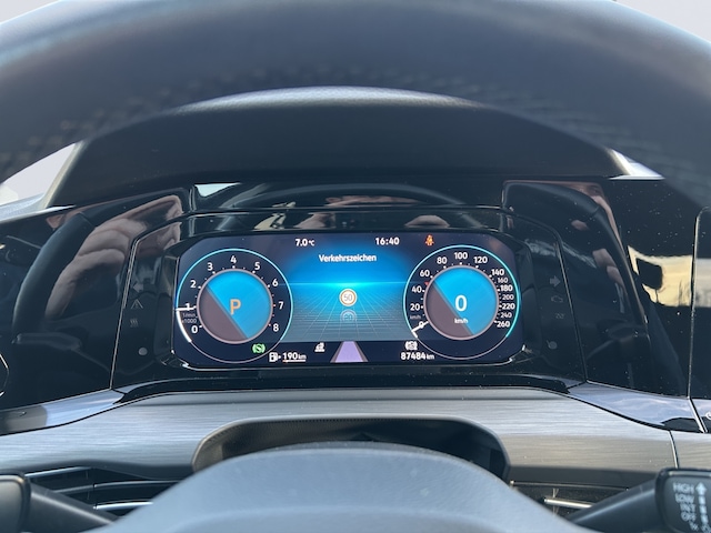 Volkswagen Golf 1.5 eTSI DSG Style