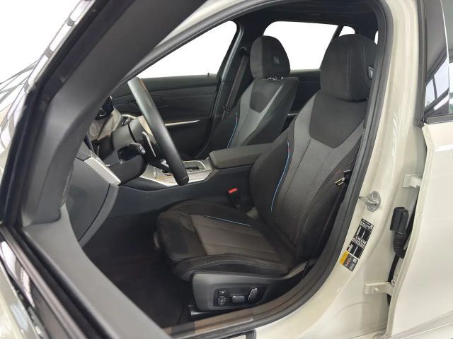 BMW 330 330e M-Sport Touring xDrive