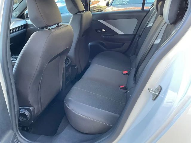 Opel Astra 1.2 Turbo Edition Turbo