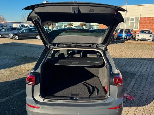 Volkswagen Golf 2.0 TDI Golf VIII Life Variant