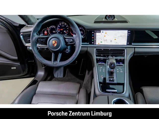 Porsche Panamera GTS Sport Turismo
