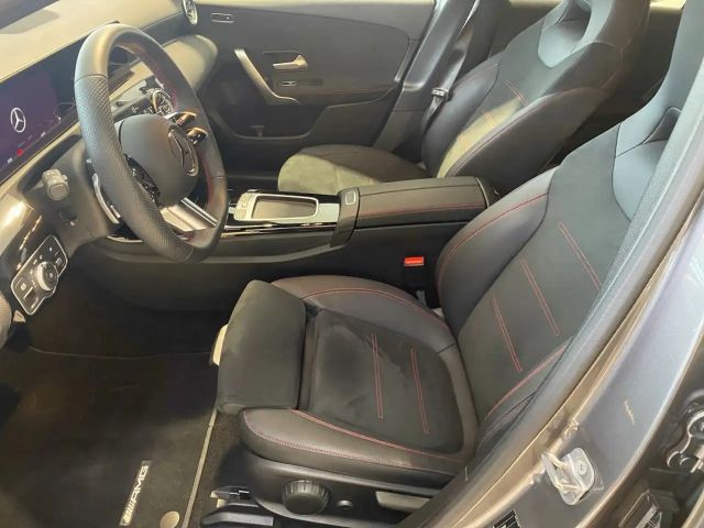 Mercedes-Benz A 180 A 180 d AMG Line Hatchback