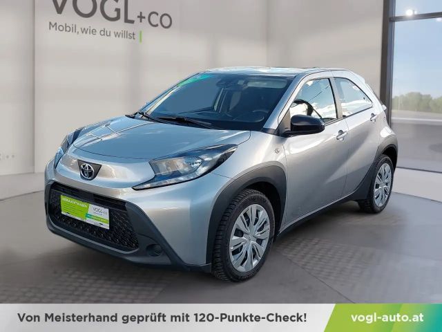 Toyota Aygo X Hatchback Play VVT-i