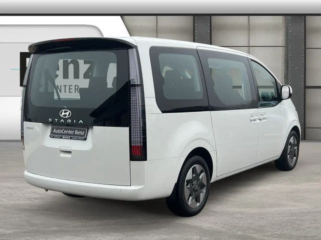 Hyundai Staria Trend