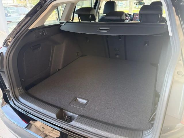 Volkswagen Golf Business Variant