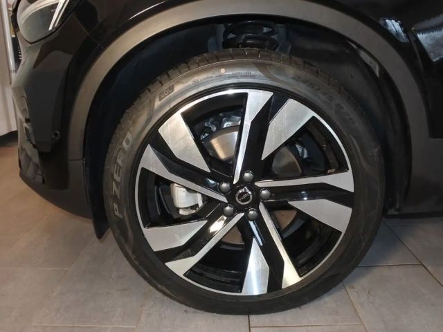 Volvo XC40 Dark Plus