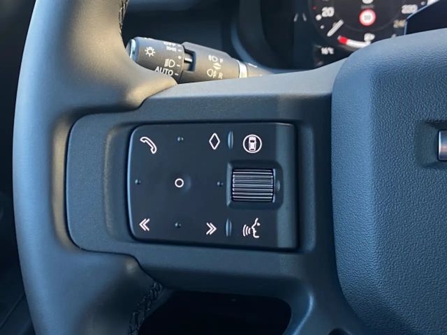 Land Rover Defender 110 Dynamic HSE