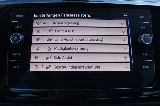 Volkswagen Touran 2.0 TDI R-Line