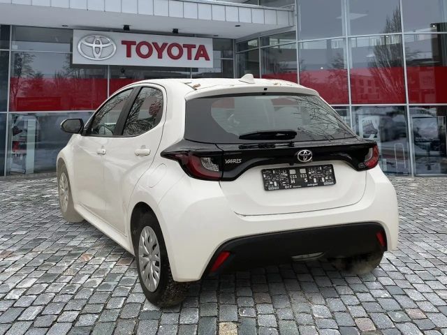 Toyota Yaris 1.0 VVT-i Comfort Hatchback