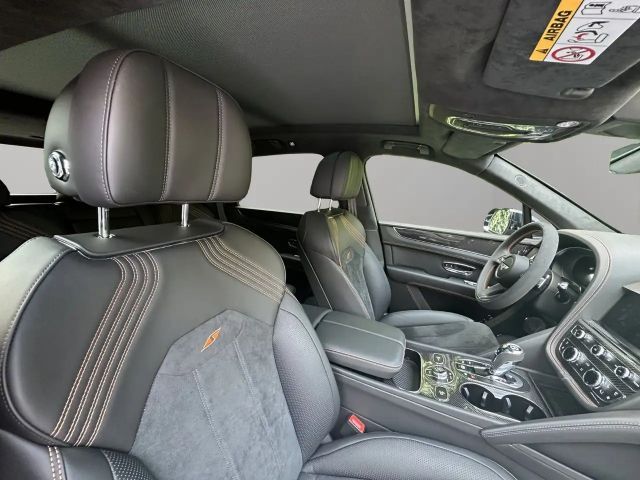 Bentley Bentayga V8