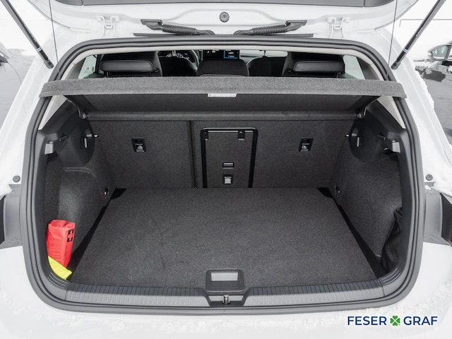 Volkswagen Golf 1.5 eTSI DSG Golf VIII