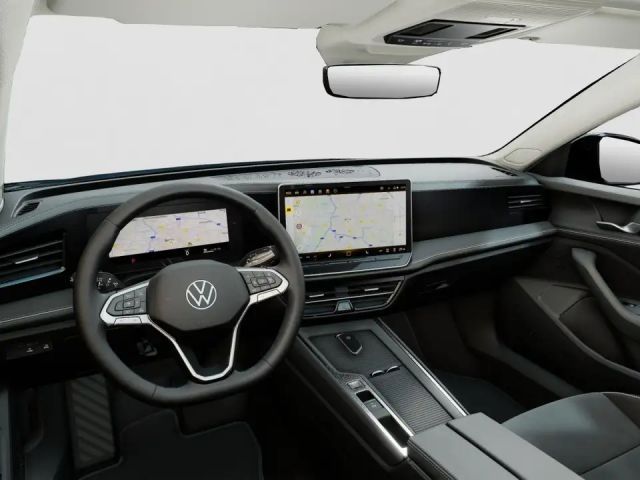Volkswagen Passat 1.5 eTSI Business DSG Variant