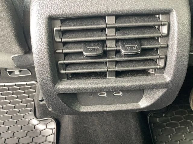 Volkswagen Caddy Combi DSG