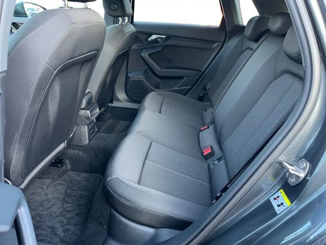 Audi A3 1.0 TFSI S-Line Sedan
