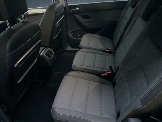 Volkswagen Touran 1.5 TSI DSG Move