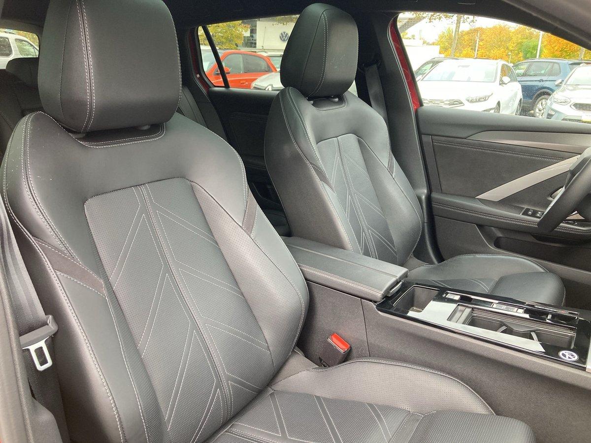 Opel Astra 1.2 Turbo Sports Tourer Ultimate