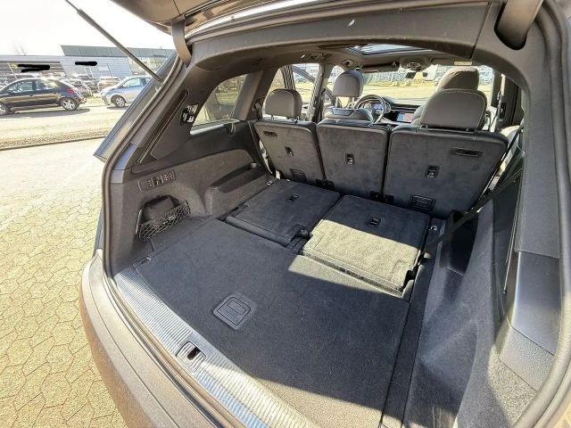Audi Q7 55 TFSI S-Line