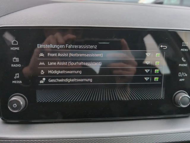 Skoda Kamiq Essence TSI