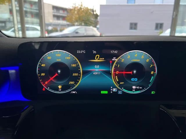 Mercedes-Benz A 250 A 250 e AMG Line