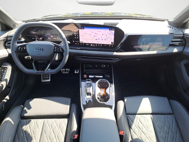 Audi A6 Avant Quattro S-Tronic