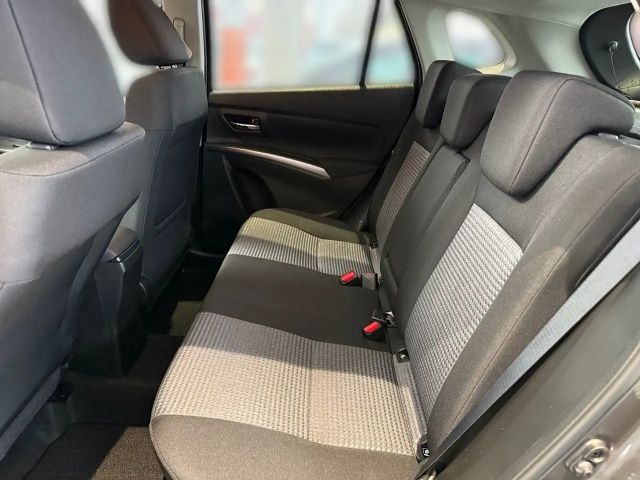 Suzuki S-Cross AllGrip Hybrid