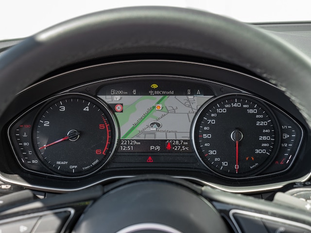 Audi A4 30 TDI Avant S-Tronic