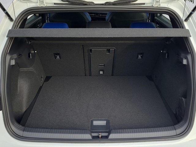 Volkswagen Golf 2.0 TSI DSG Golf VIII