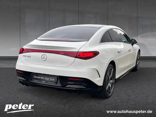 Mercedes-Benz EQE 300 AMG Line Sedan
