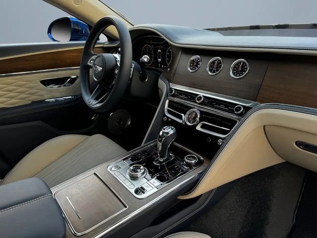 Bentley Flying Spur Hybrid
