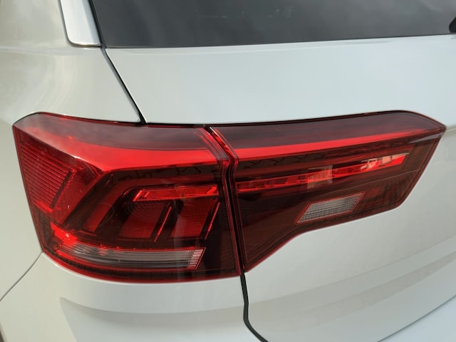 Volkswagen T-Roc 1.5 TSI DSG R-Line