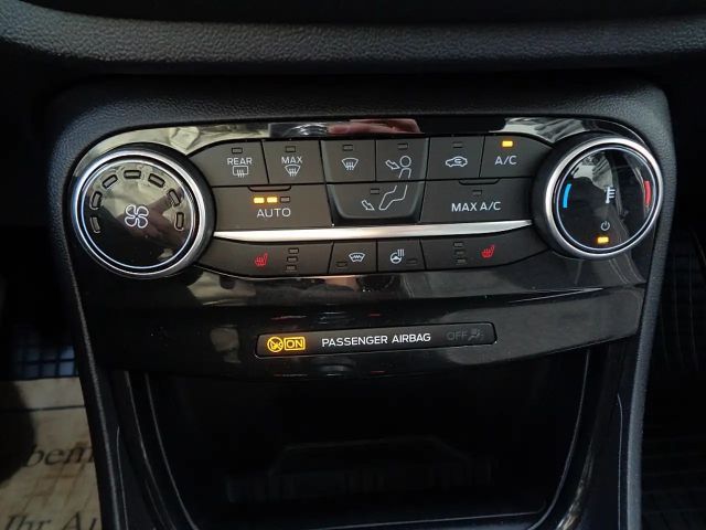 Ford Puma EcoBoost Titanium