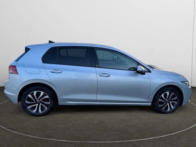 Volkswagen Golf 1.5 TSI Golf VIII