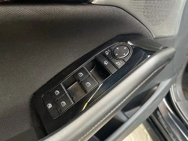 Mazda 3 Exclusive-line SkyActiv e-Skyactiv