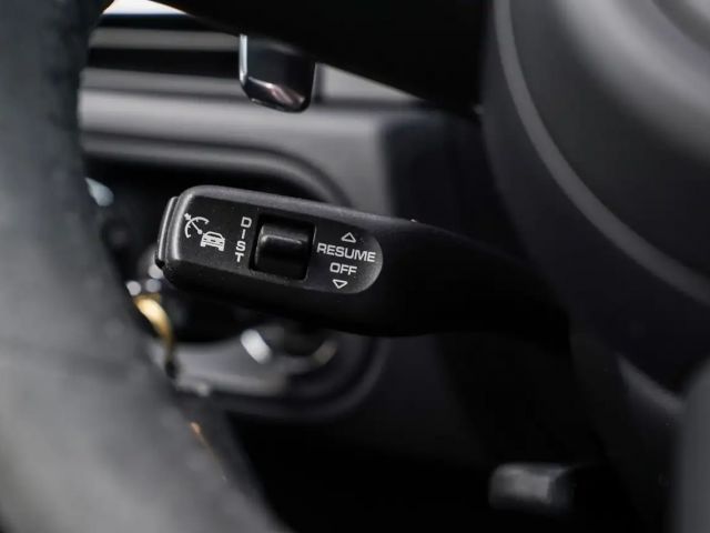 Porsche Macan LED-Pano-Luft-Bose-Chrono-Leder-21"