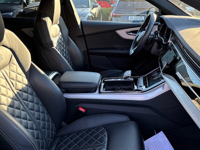 Audi Q8 55 TFSI Hybride Quattro