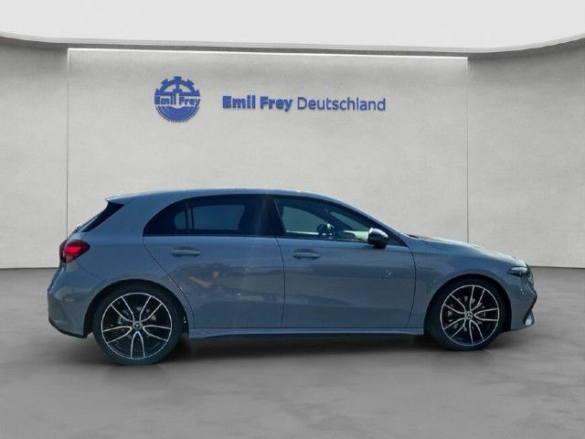 Mercedes-Benz A 180 A 180 d