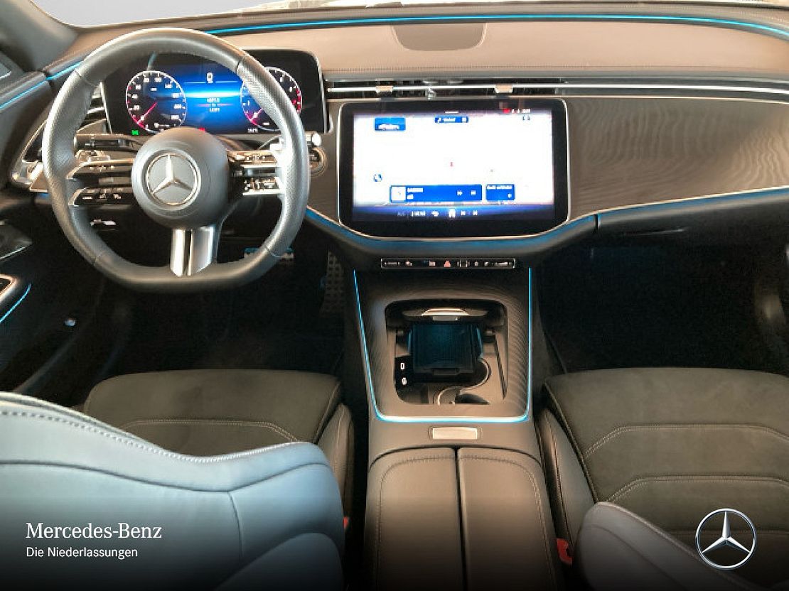 Mercedes-Benz E 200 Sedan