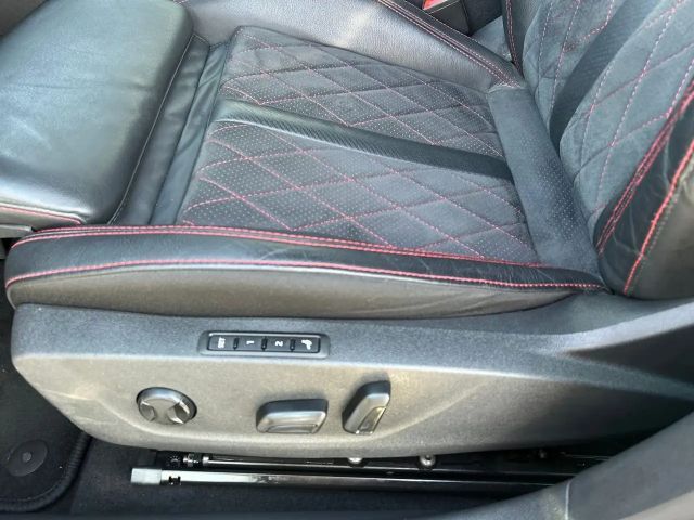 Skoda Octavia 2.0 TDI Combi RS