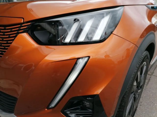 Peugeot E-2008 e- Elektromotor 136 (e-)GT e- Pack ACC LED