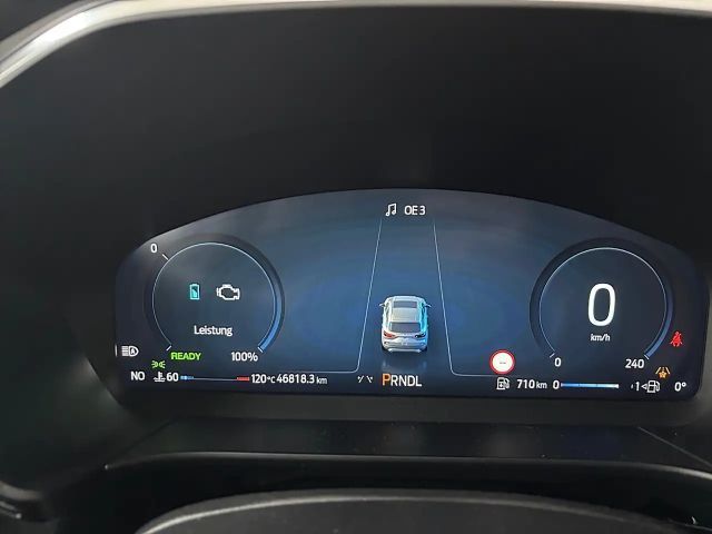 Ford Kuga Hybrid Titanium