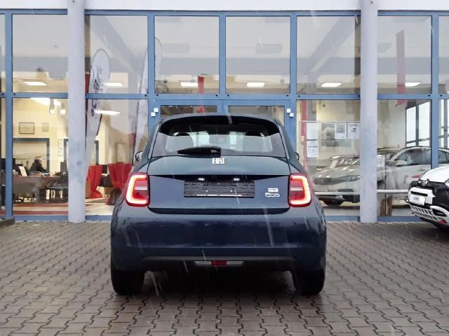 Fiat 500e 42 kWh Icon