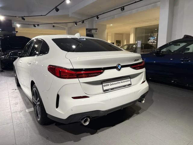 BMW 220 220i Coupé M-Sport