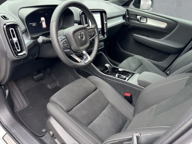 Volvo XC40 Dark Plus