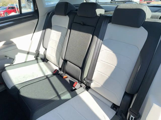 Volkswagen Tiguan DSG Elegance Elegance