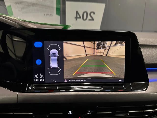 Volkswagen Golf 2.0 TDI DSG Style