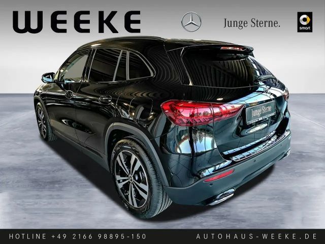 Mercedes-Benz GLA 200 Progressive