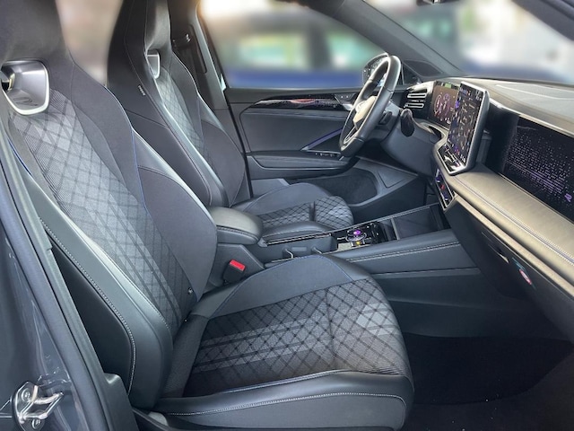 Volkswagen Tiguan R-Line Style