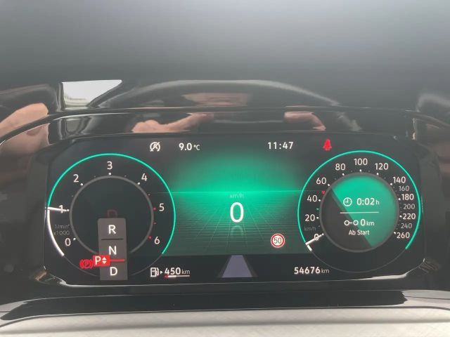 Volkswagen Golf 2.0 TDI DSG Life Variant