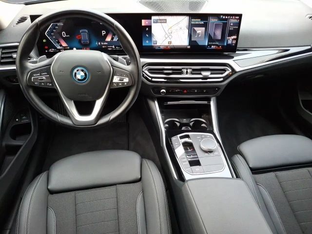 BMW 320 320e Touring