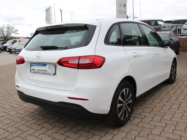 Mercedes-Benz B 180 B 180 d Business Line